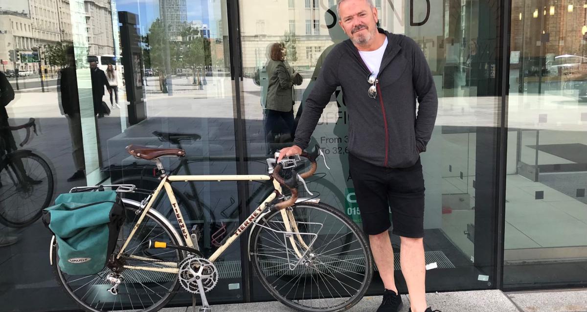 Simon sale bike shop